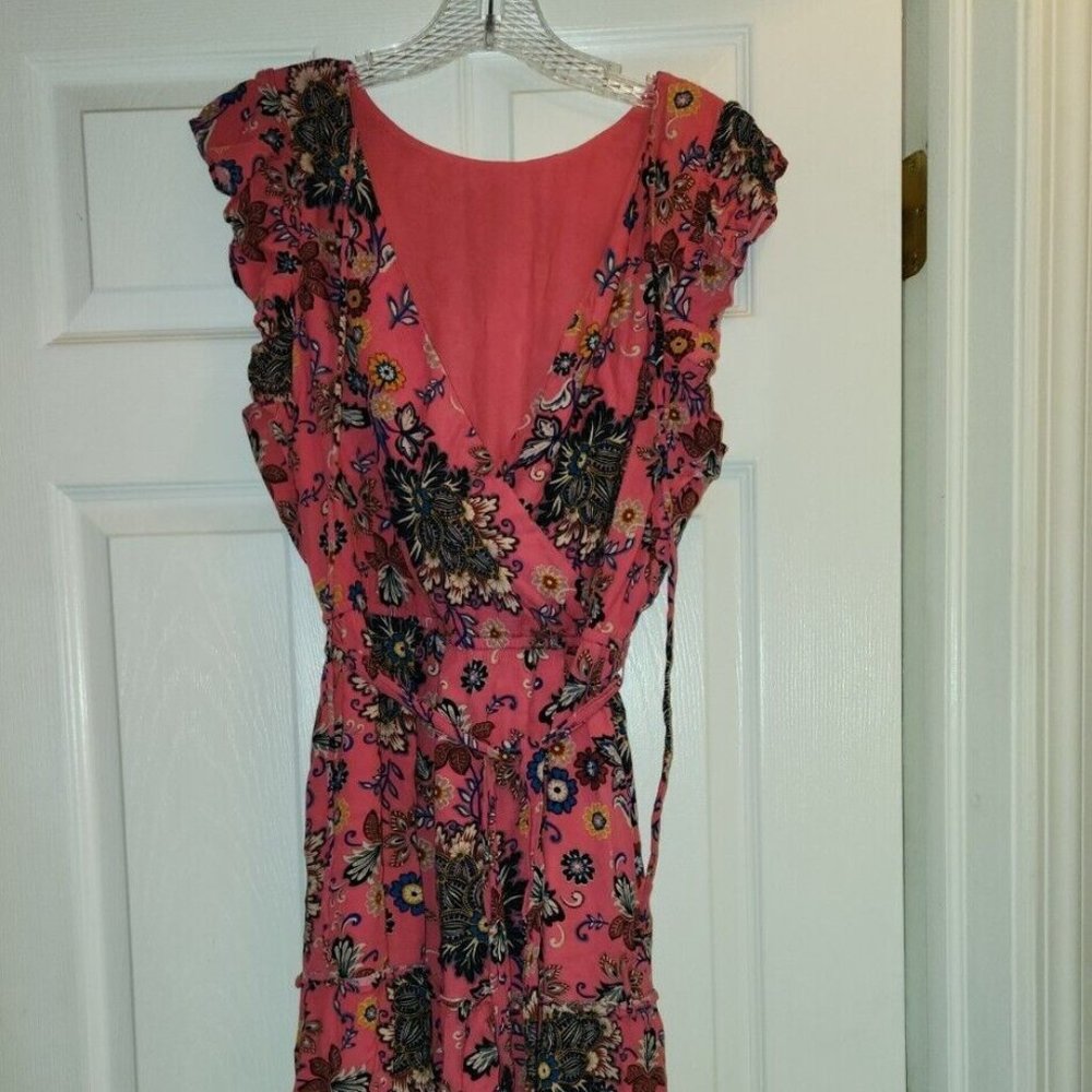 LOFT Pink Floral Wrap Dress with belt Lined Flutter Sleeve Size M